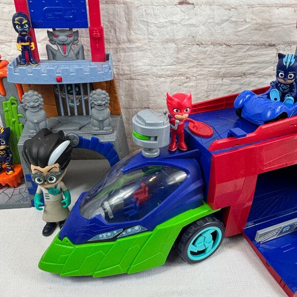 PJ Masks Mystery Mountain Seeker Play Set Car Figure Lot - Picture 4 of 13